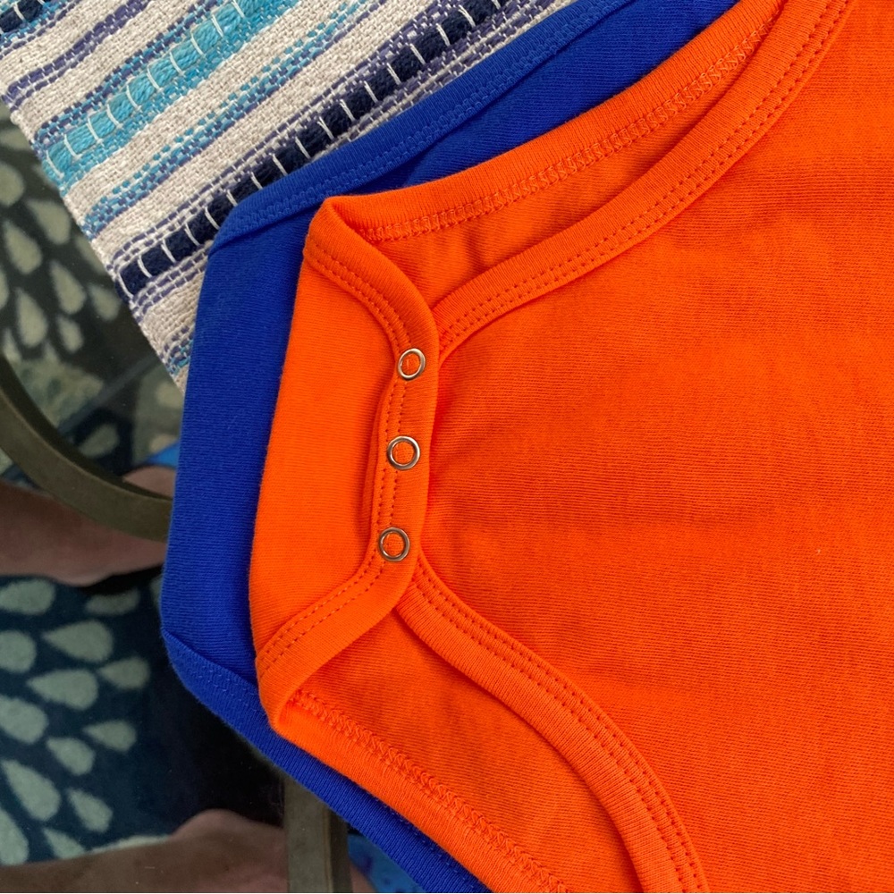 NWT Florida gators 2 piece creeper set (girls) 18 months - Picture 6 of 7